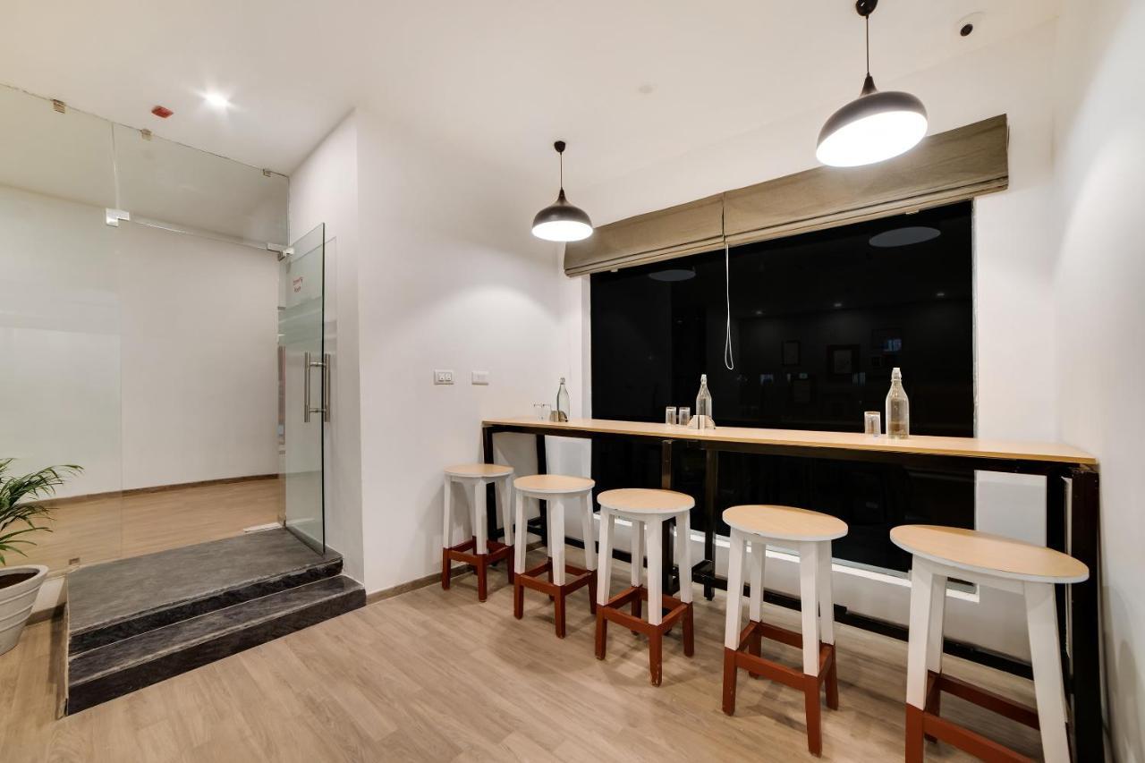 Townhouse Ss Aero Prime Hotel Шамшабад Екстериор снимка